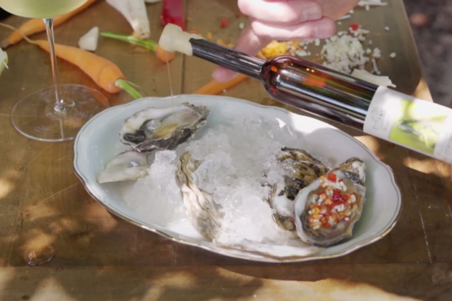 Austern mit Julienne-Gem&uuml;se und Zitronenbraut