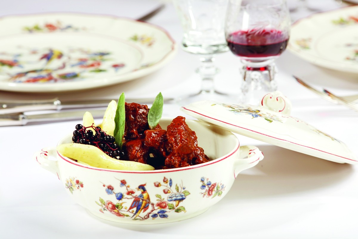 Rezept Hirschrückenfilet mit Zimtessig-Rotkohl und Rotwein Essig